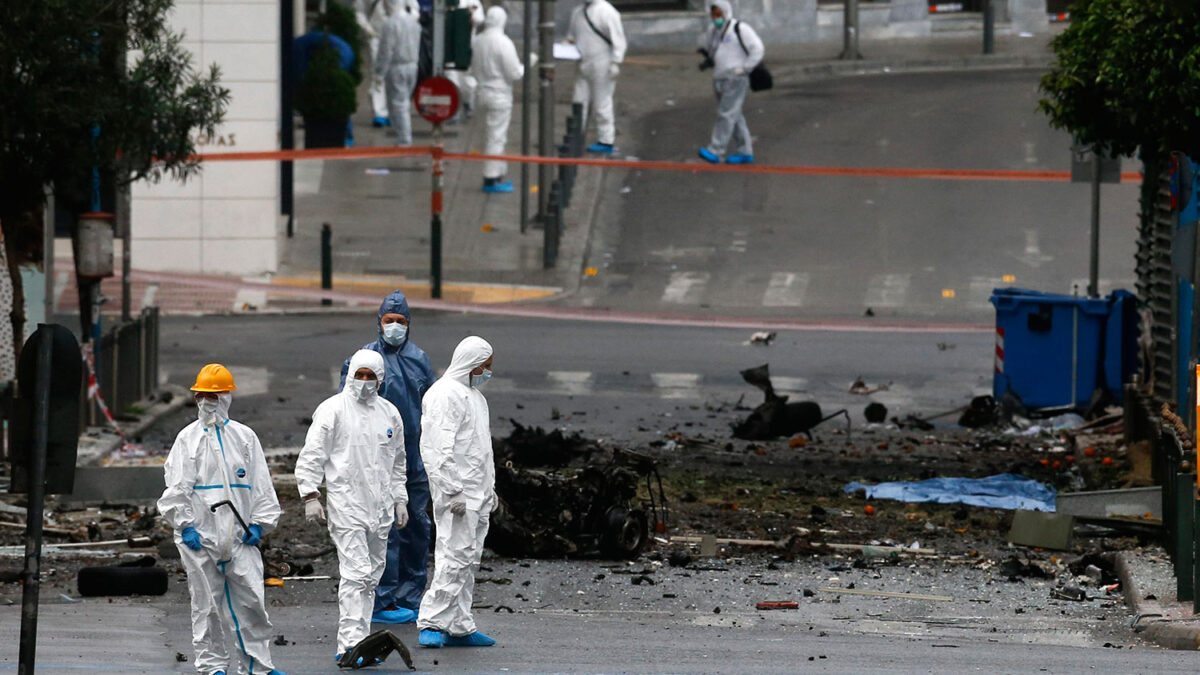 Explota un coche bomba en Atenas sin causar víctimas ni heridos pero si cuantiosos daños materiales