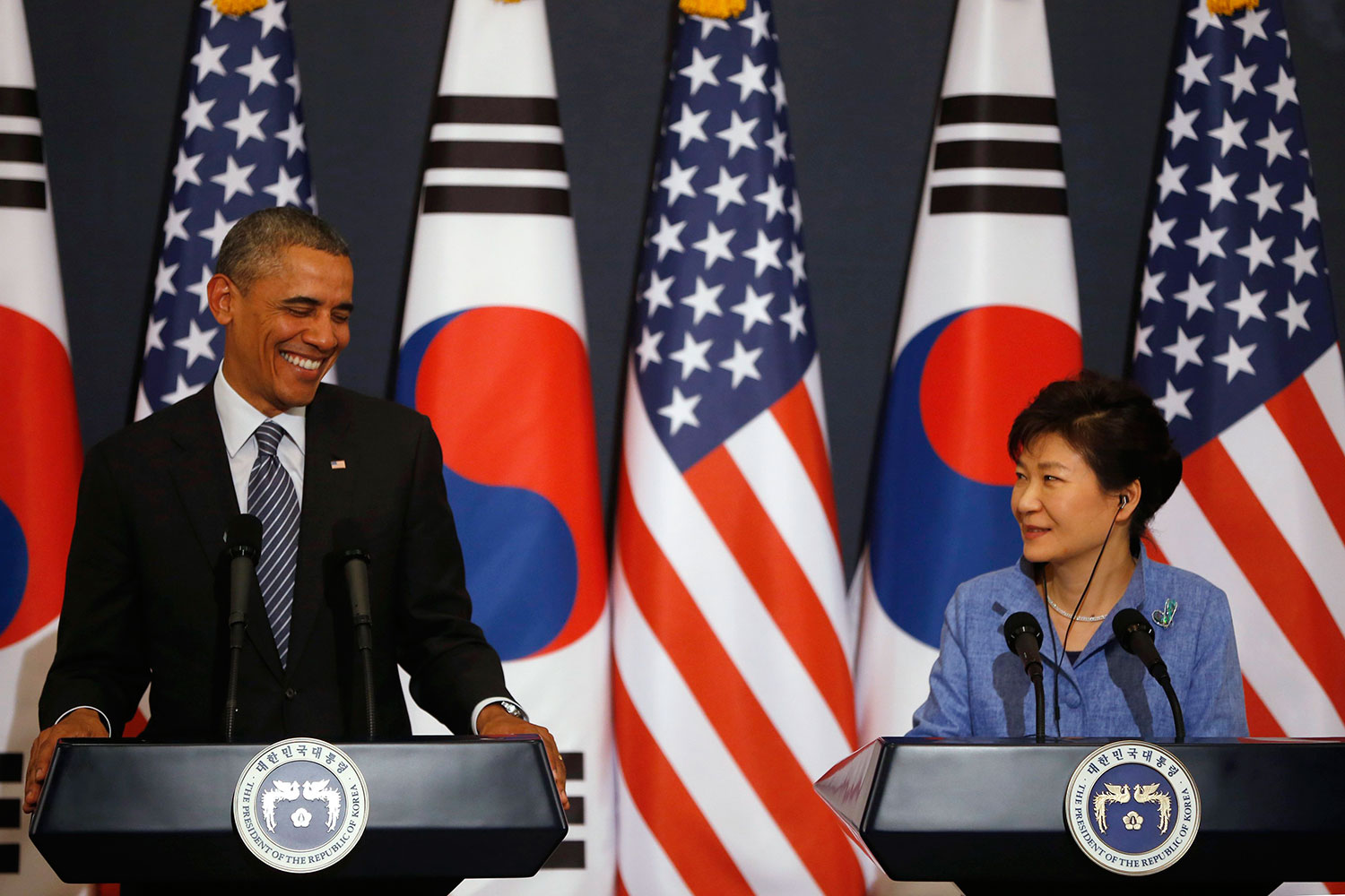 Pyonyang llama a la presidenta surcoreana, Park Geun-hye, "despreciable prostituta"