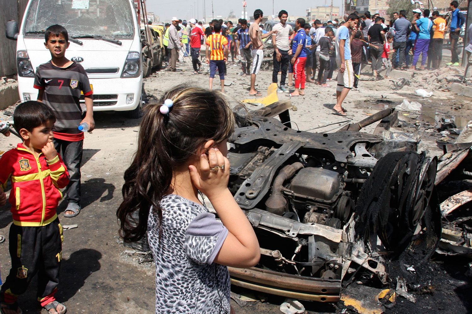Atentados con coche bomba dejan 8 muertos y 49 heridos en Bagdad