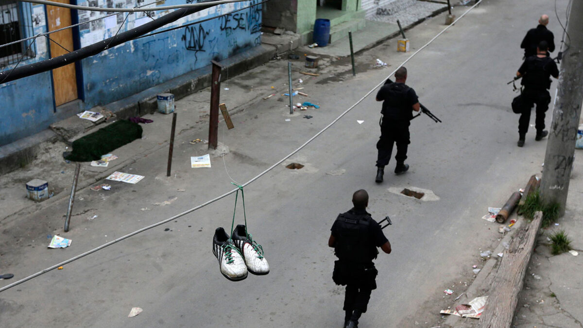 Operación contra el narcotráfico en 16 favelas a 80 días del Mundial