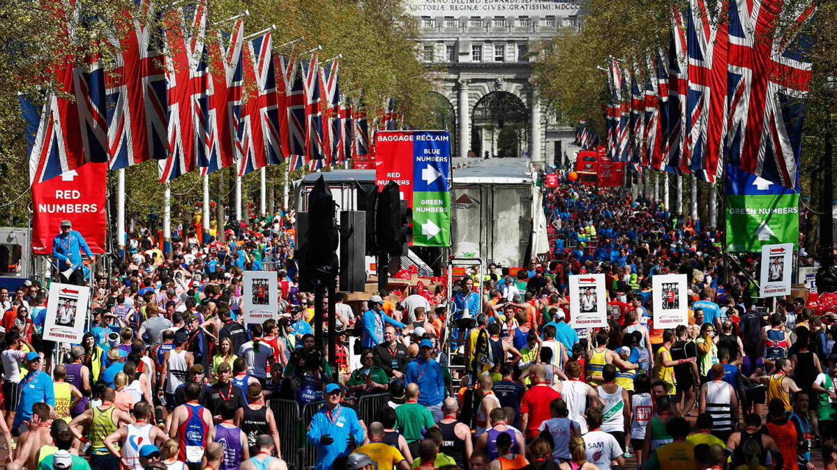 Fallecen dos corredores uno en el maraton de Londres y otro en la Cursa Bombers