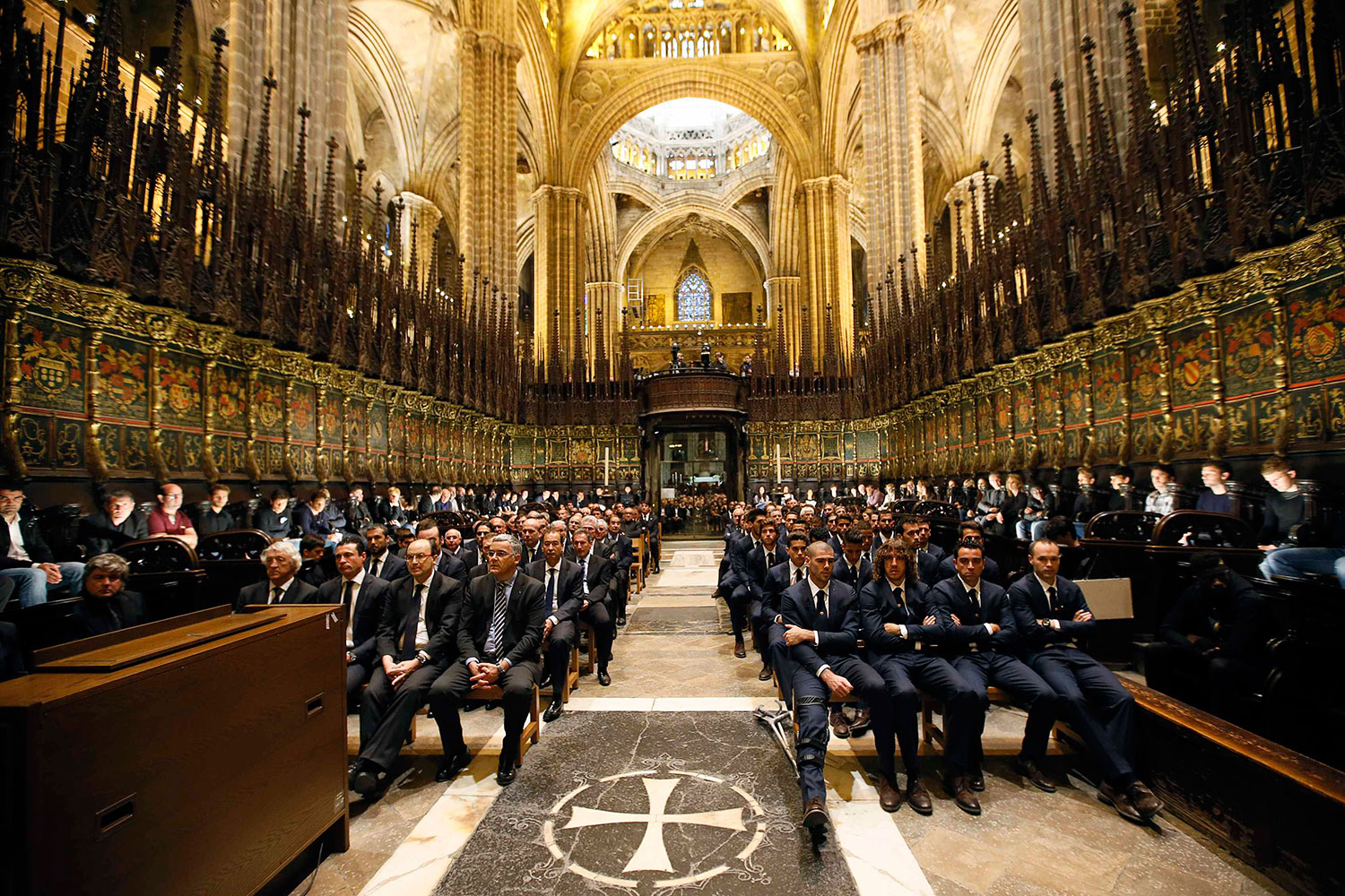 La catedral de Barcelona acoge el multitudinario adiós a Tito Vilanova