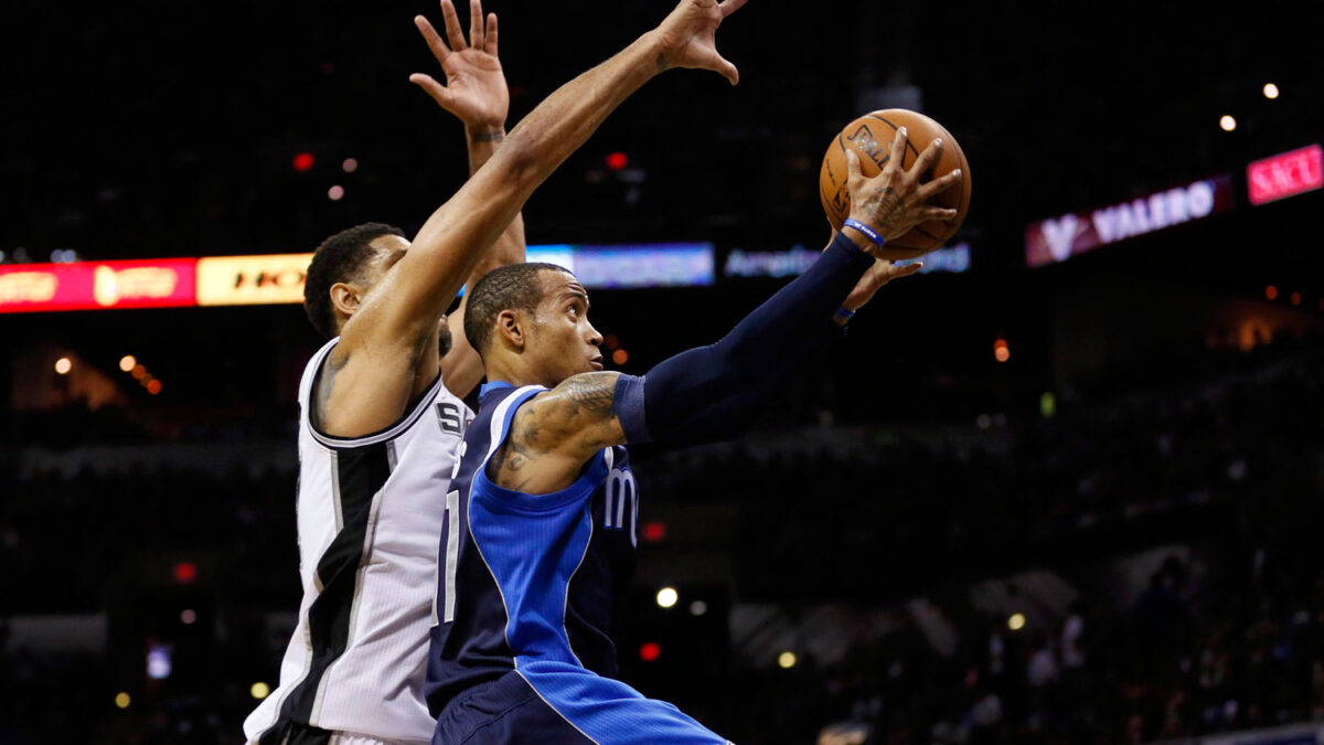 Mavericks empatan la eliminatoria