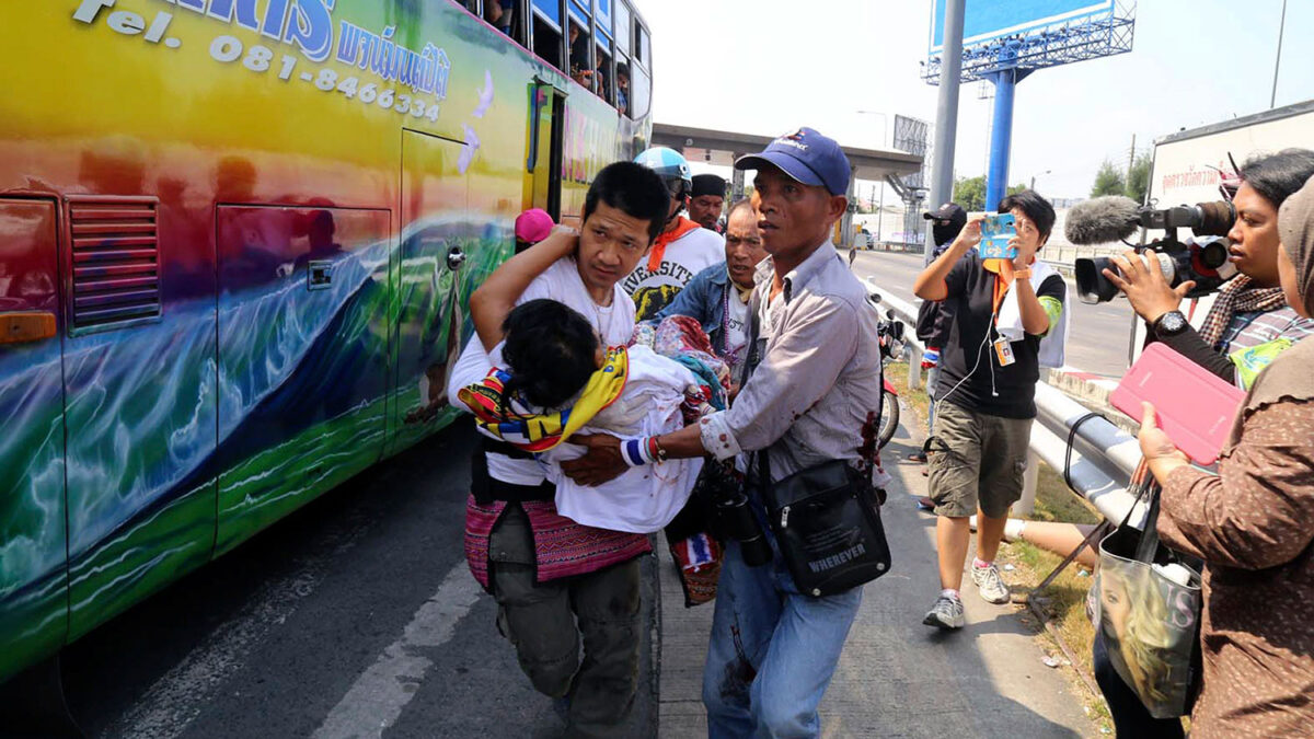 Al menos un manifestante ha muerto en una marcha antigubernamental en Tailandia