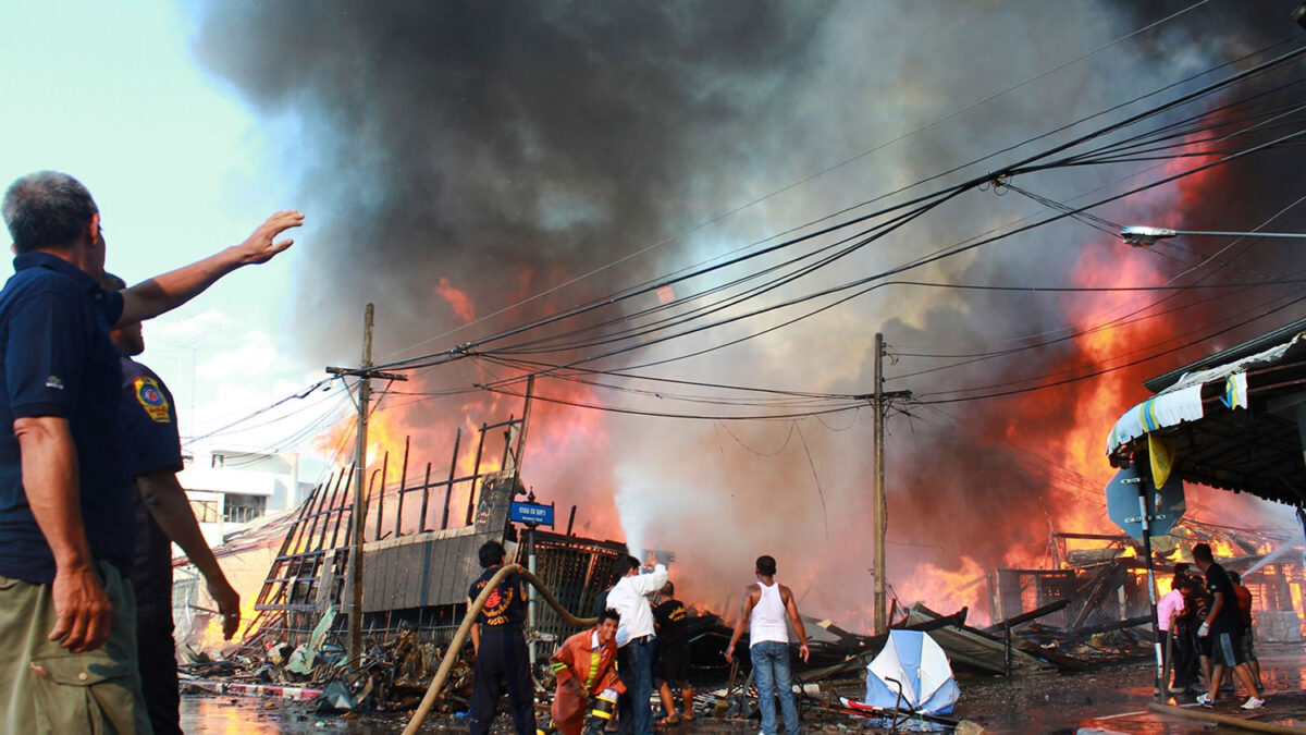 Estallan 4 bombas en Yala que dejan 12 heridos