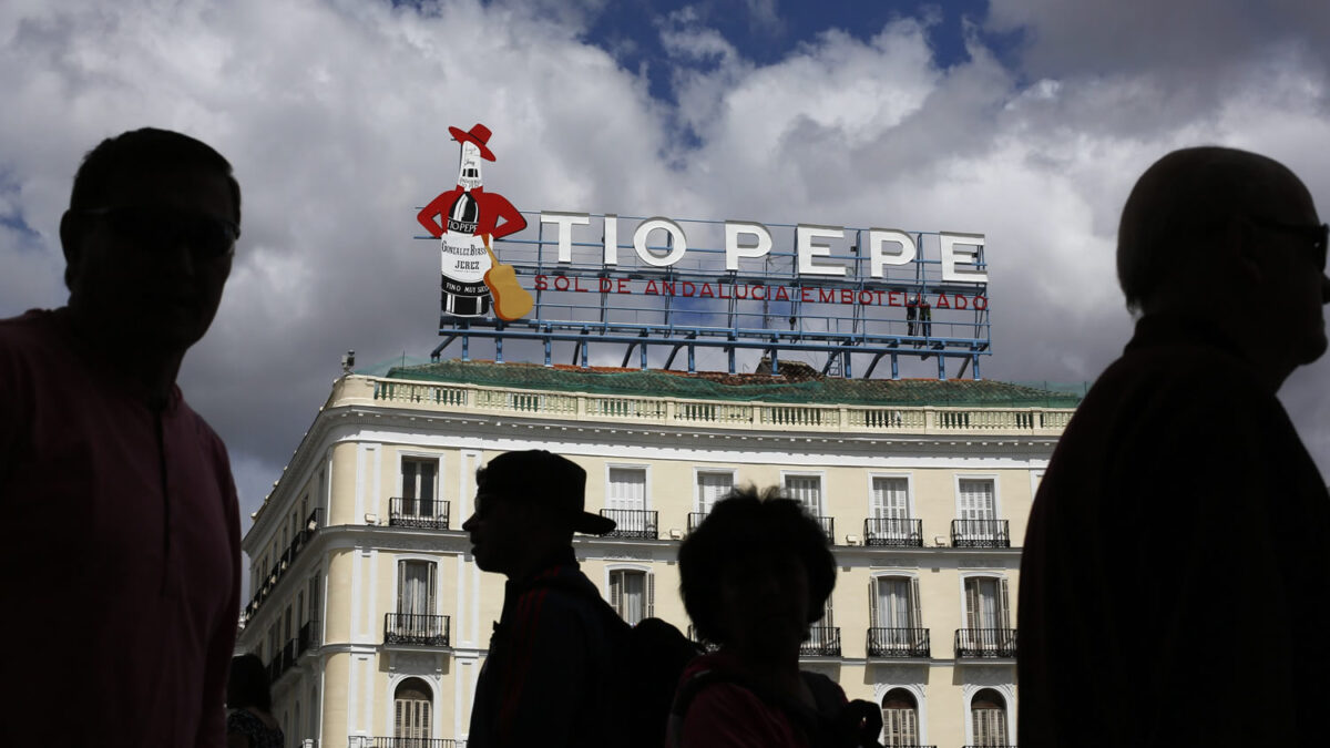 El letrero de Tio Pepe vuelve a la Puerta del Sol