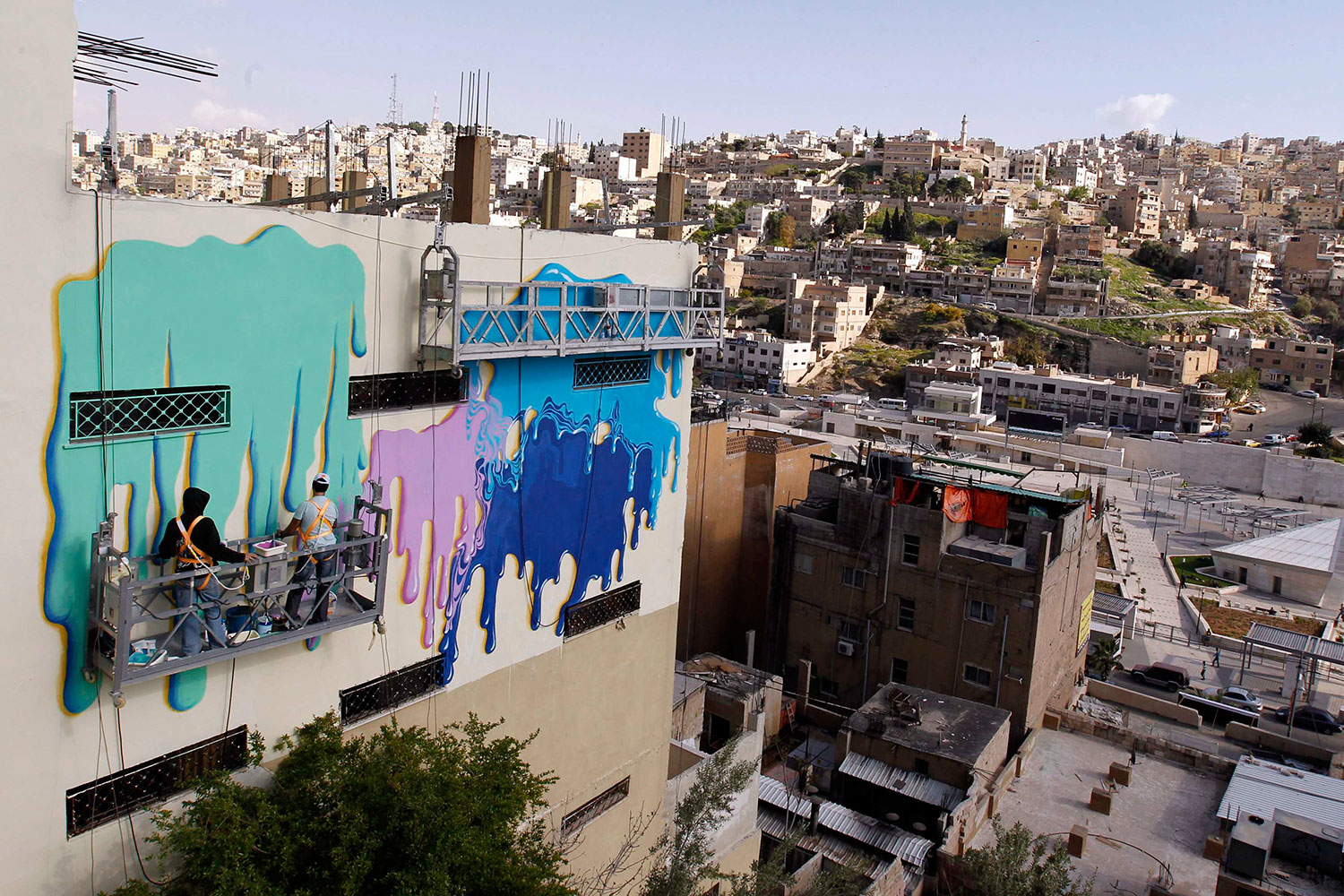 El proyecto "Arte para todos" viste de arte las calles de Ammán