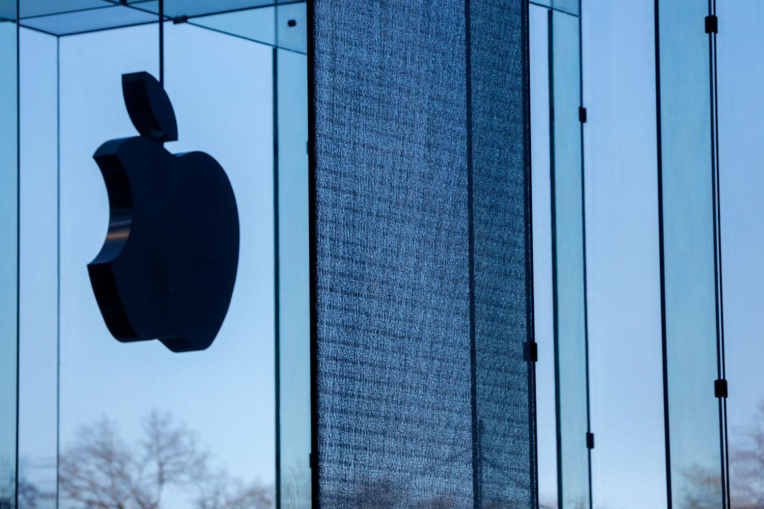 Apple y otras tecnológicas pagarán 238 mlns por demandas de trabajadores