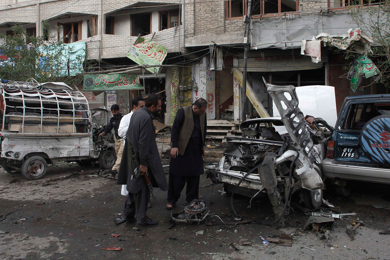 Atentado en Pakistán deja 2 muertos y doce heridos