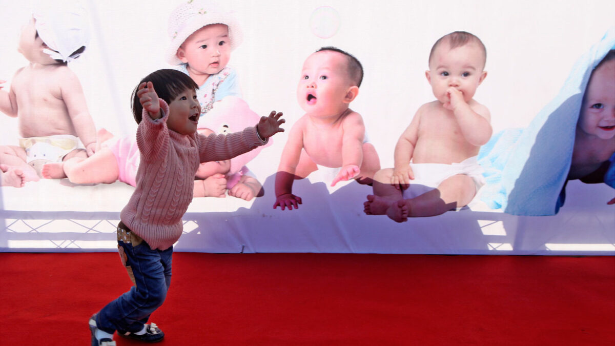 China se prepara para la llegada de dos millones de bebes tras relajar la política de hijo único