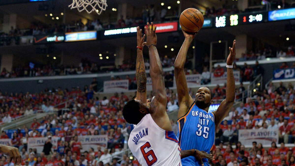 Indiana y Oklahoma caminan hacia las finales de Conferencia de la NBA