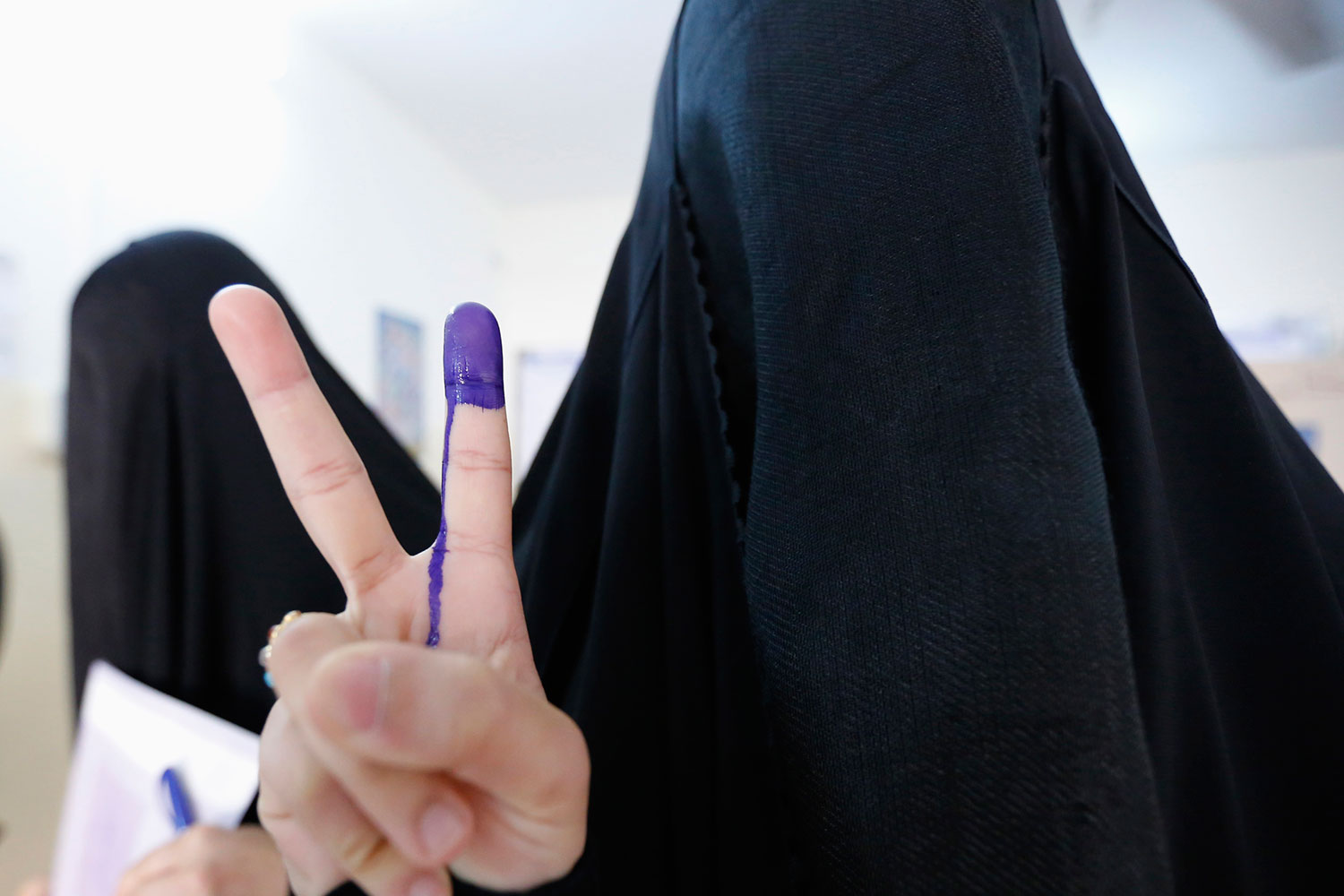 Irak acude a las urnas bajo severas medidas de seguridad