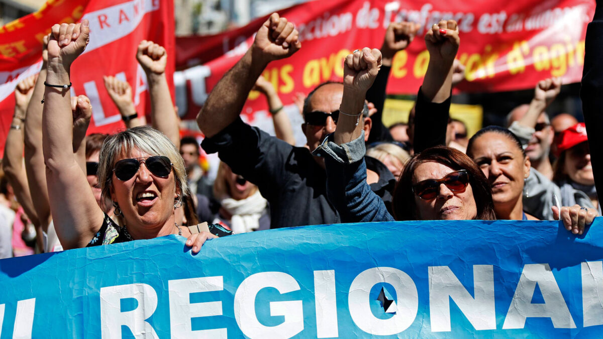 Sector público sale a la calle en protesta por las medidas de austeridad