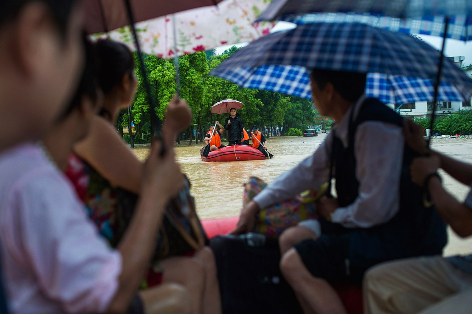 Las peores inundaciones del último siglo azotan el sur de China y dejan, al menos, 26 muertos