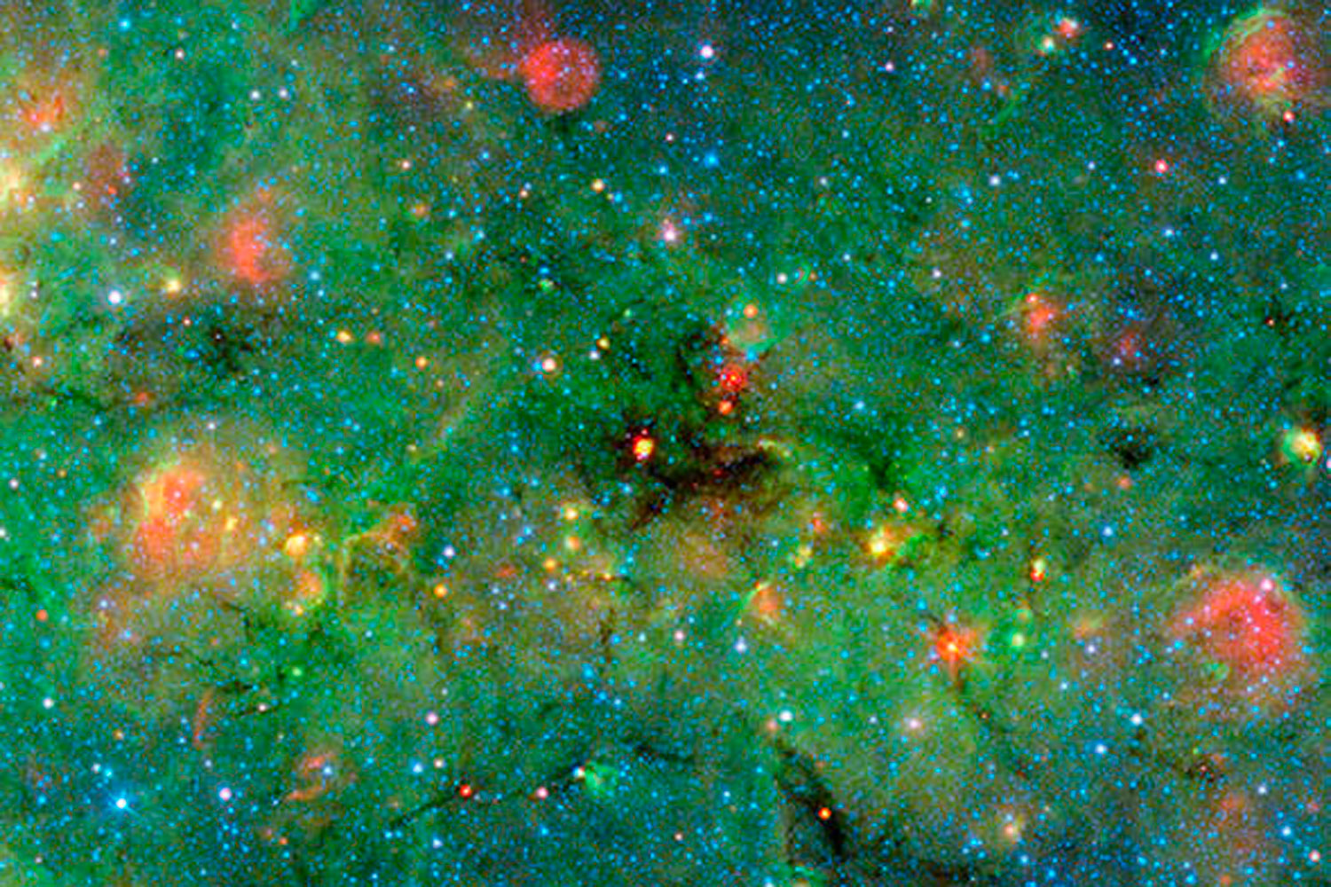 Una nube cósmica de gas y polvo permite estudiar la fase embrionario de la formación de estrellas