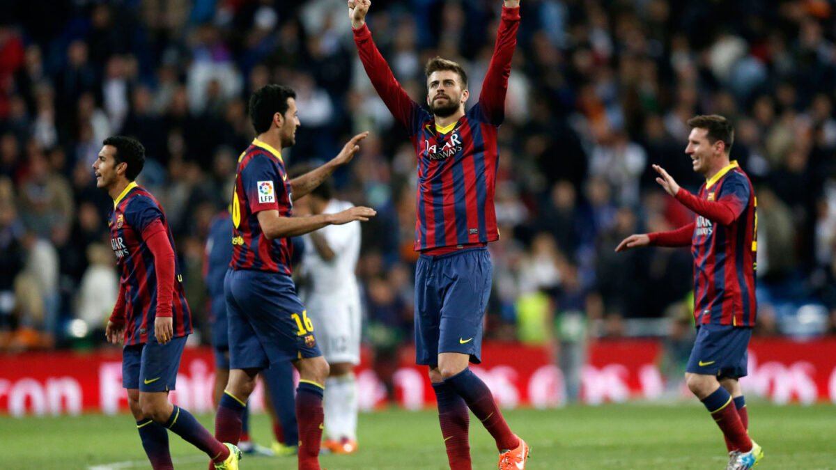 Piqué renueva con el Barça