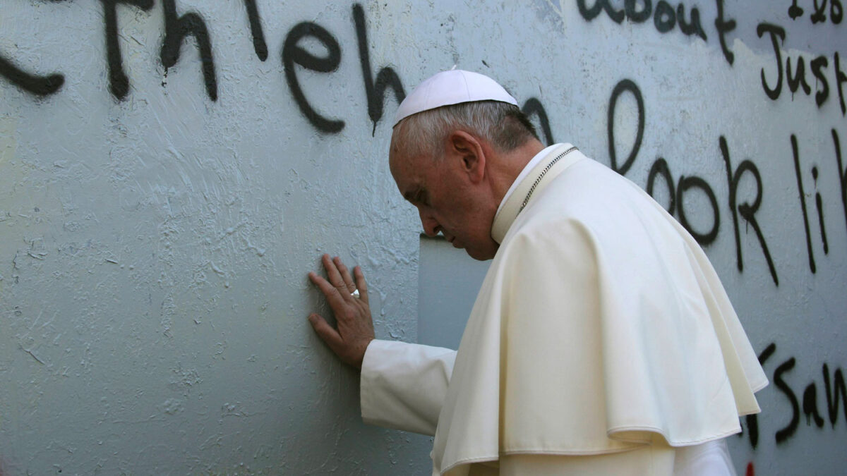 El papa Francisco ofrece «su casa» a palestinos e israelíes para hacer la paz