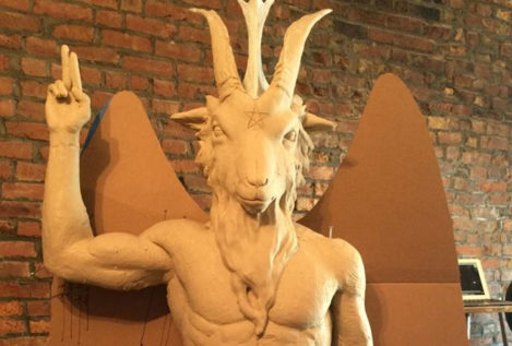 La escultura del Diablo, un homenaje a Dios