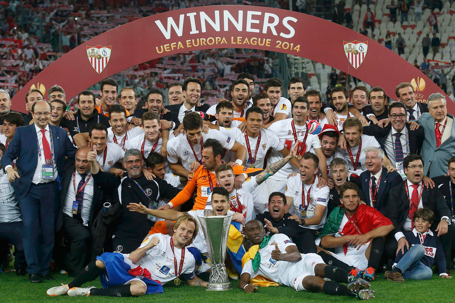 El Sevilla gana la Europa League tras vencer al Benfica en los penaltis.