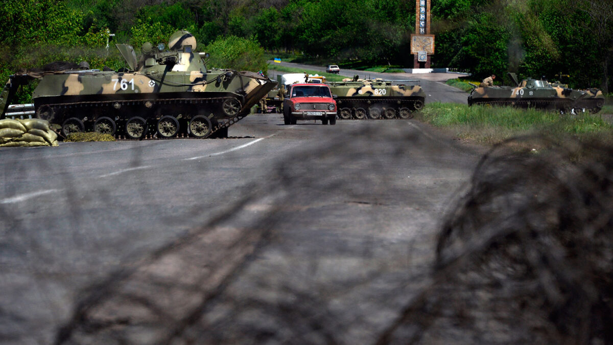 Donetsk cierra su espacio aéreo durante la operación del ejército ucraniano contra los prorrusos.