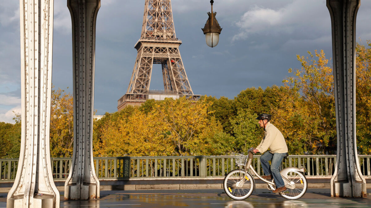 El gobierno galo premiará a quienes vayan al trabajo en bicicleta con una paga extra de hasta 40