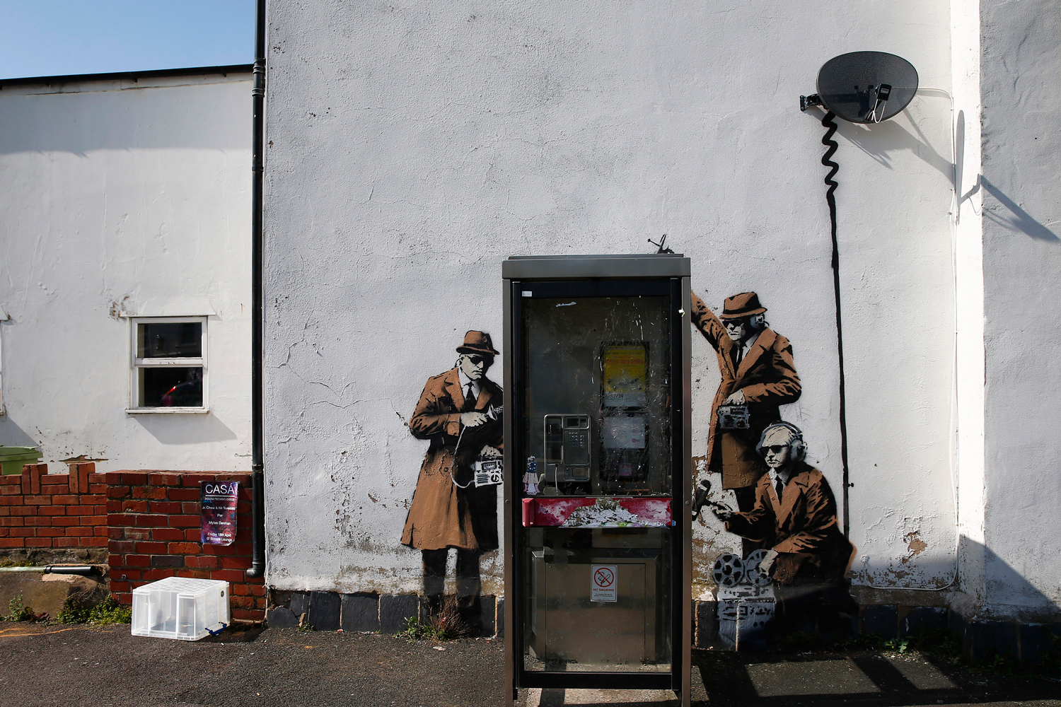 La obra de Banksy sobre el mundo del espionaje será subastada en Londres