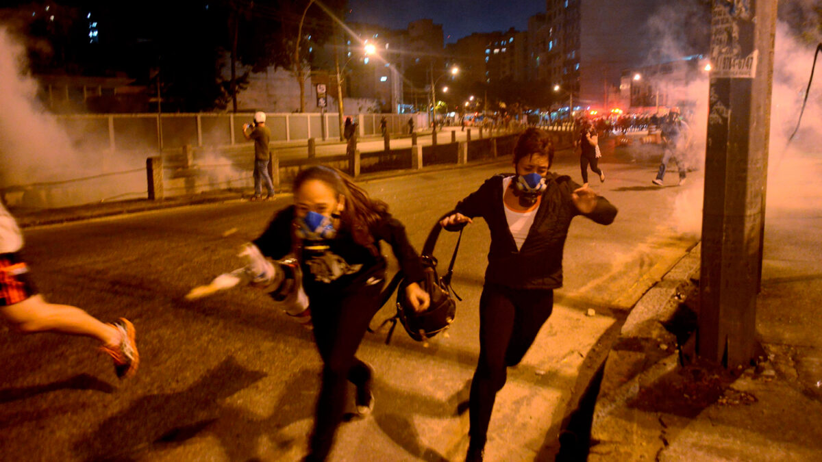 Detenidas 14 personas en una protesta contra el Mundial de Brasil