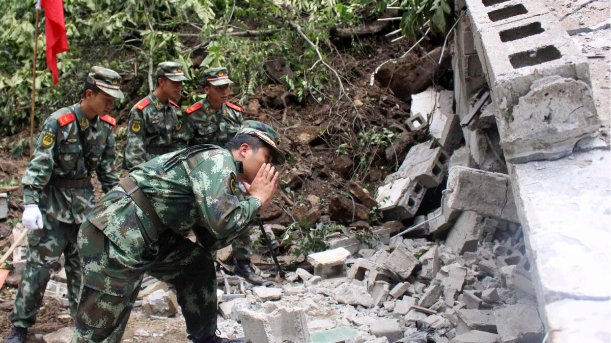 Un muerto, dos heridos y 15 desaparecidos en el deslizamiento de tierra de Fugong, en China