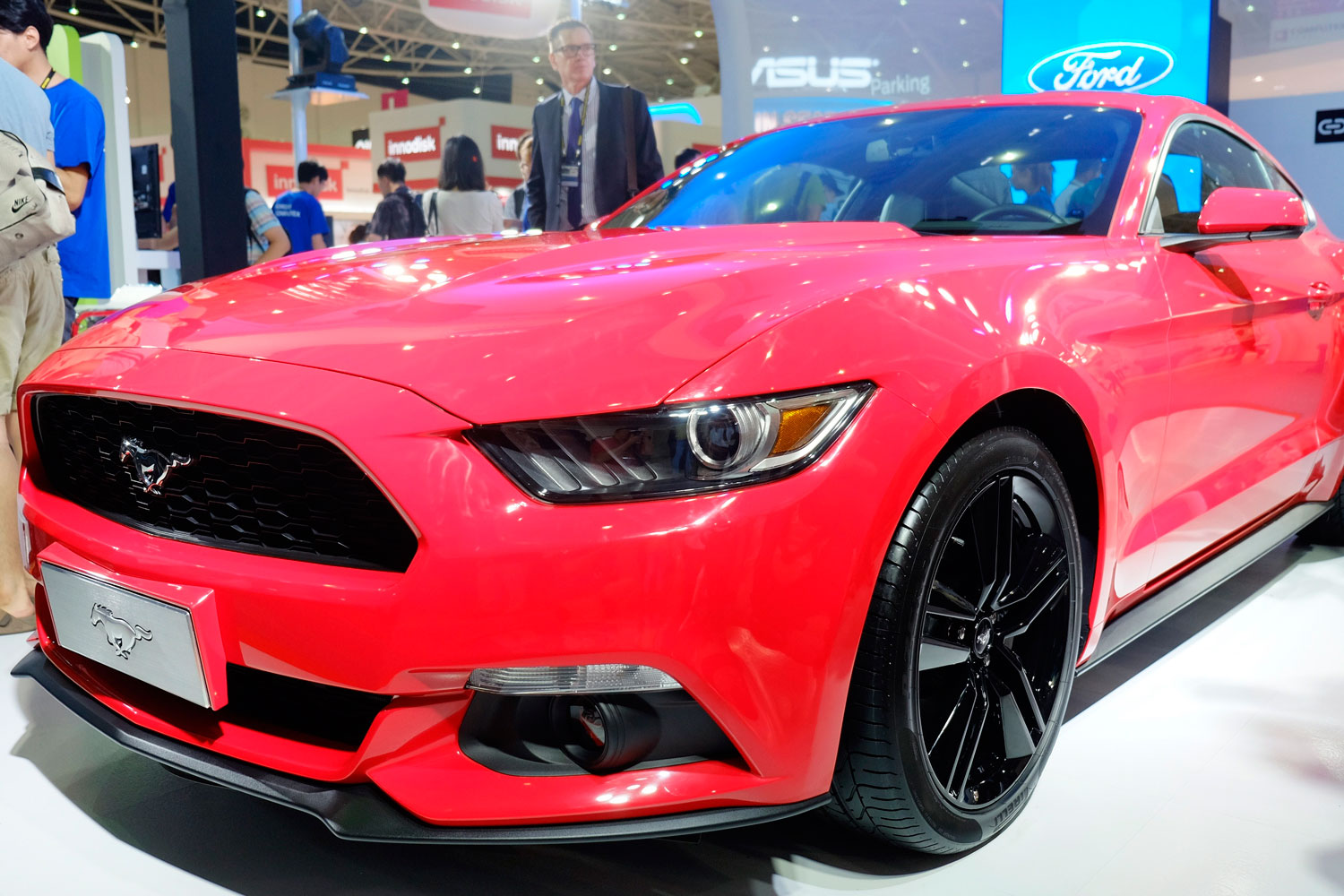 Ford presenta el modelo más inteligente de Mustang