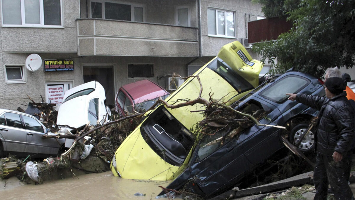 Al menos 12 personas han muerto en el este de Bulgaria a causa de las lluvias torrenciales