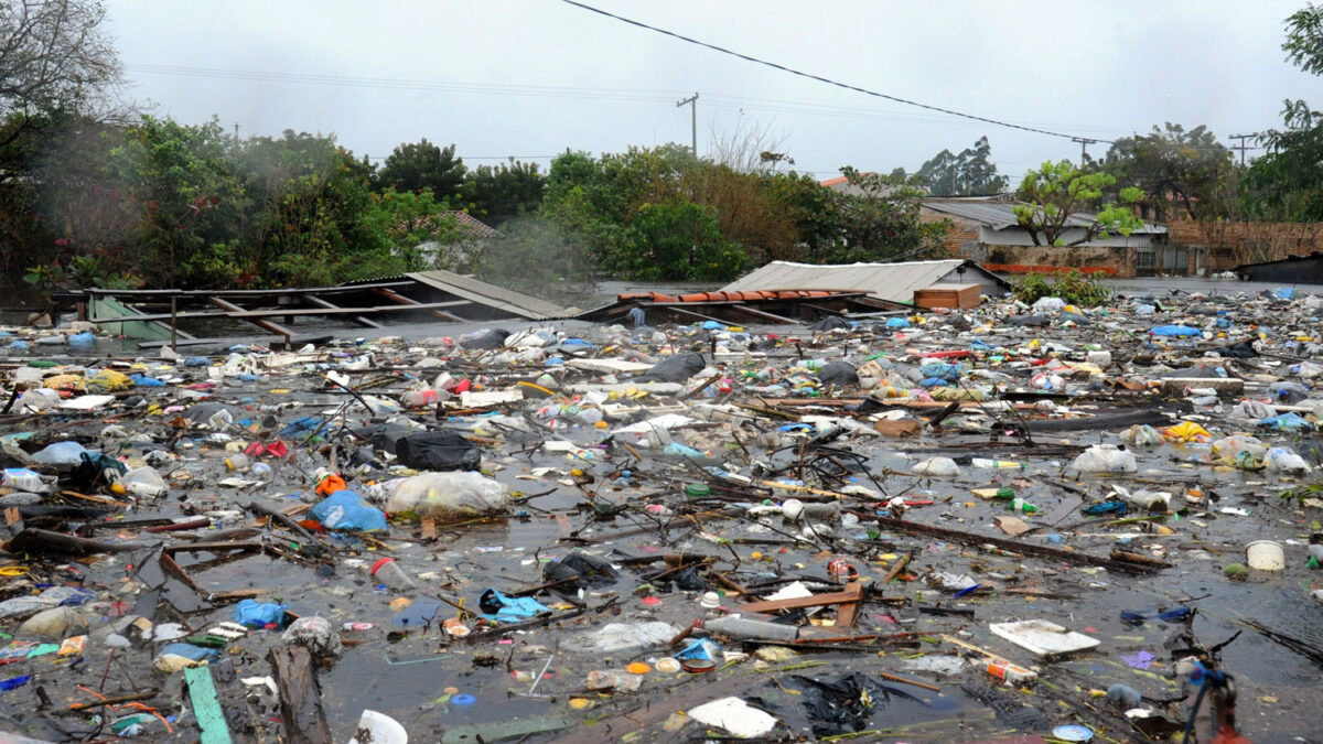 Las inundaciones en Paraguay provocan más de 300.000 desplazados