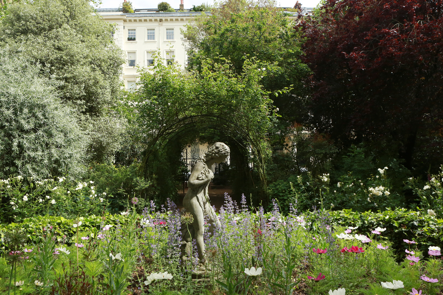 Londres abre más de 200 jardines "secretos"