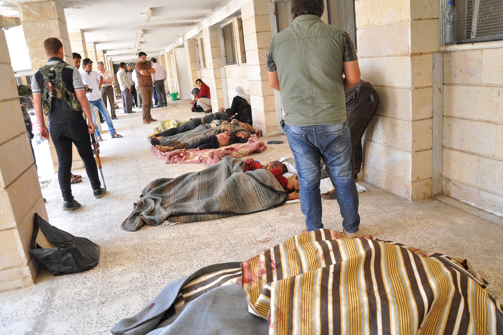 ISIL secuestra a 150 de estudiantes  en Alepo y mata a otros 15 kurdos en una aldea del norte