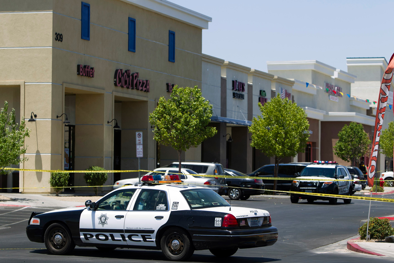 Al menos cinco personas han muerto en un tiroteo en una pizzeria de Las Vegas