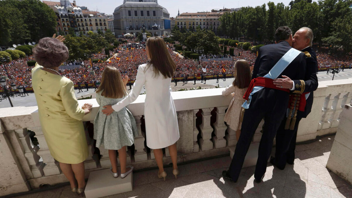 Una familia irreal