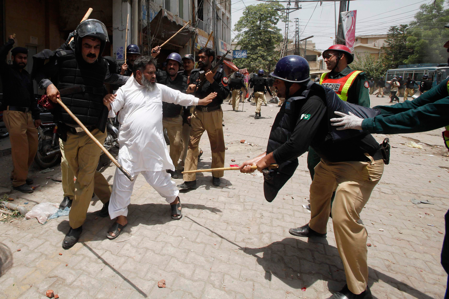 Enfrentamientos en Pakistán dejan 7 muertos