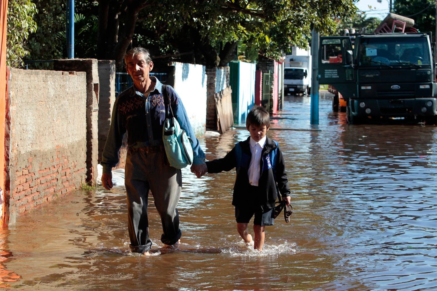 Miles de afectados por las inundaciones en Paraguay