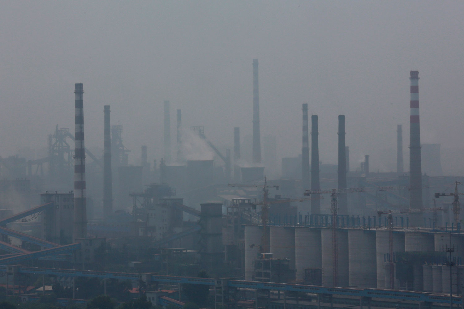 China combate la polución con drones
