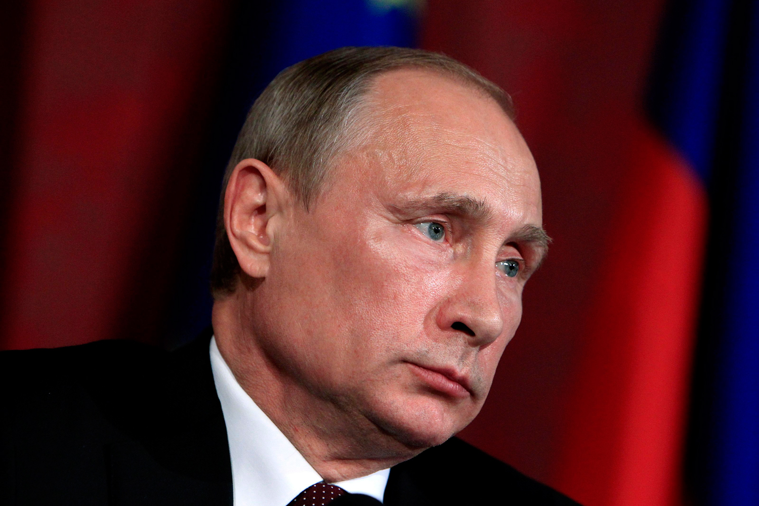 Putin pide al Parlamento ruso revocar la intervención militar en Ucrania