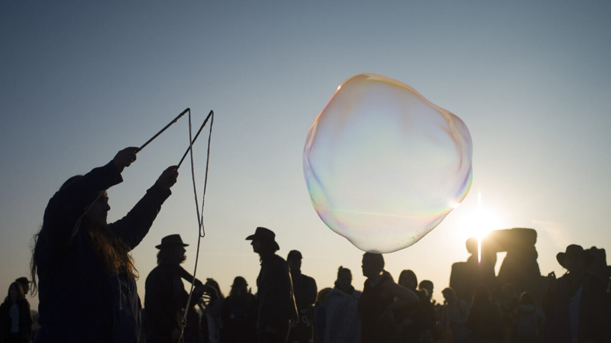 Los druidas celebral el solsticio de verano, el día más largo del año en el hemisferio norte