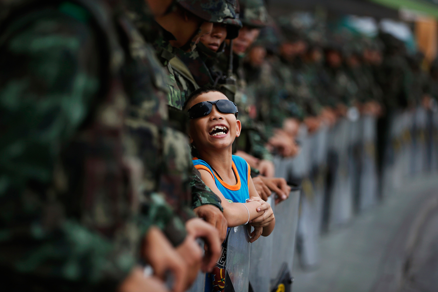 La Junta militar tailandesa busca la simpatía del pueblo