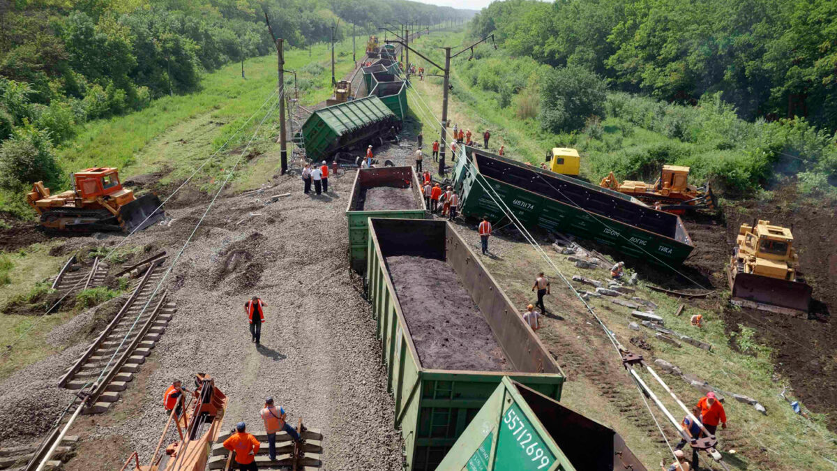 Descarrila un tren de carga ruso tras una explosión en Ilovaisk, en la región de Donetsk