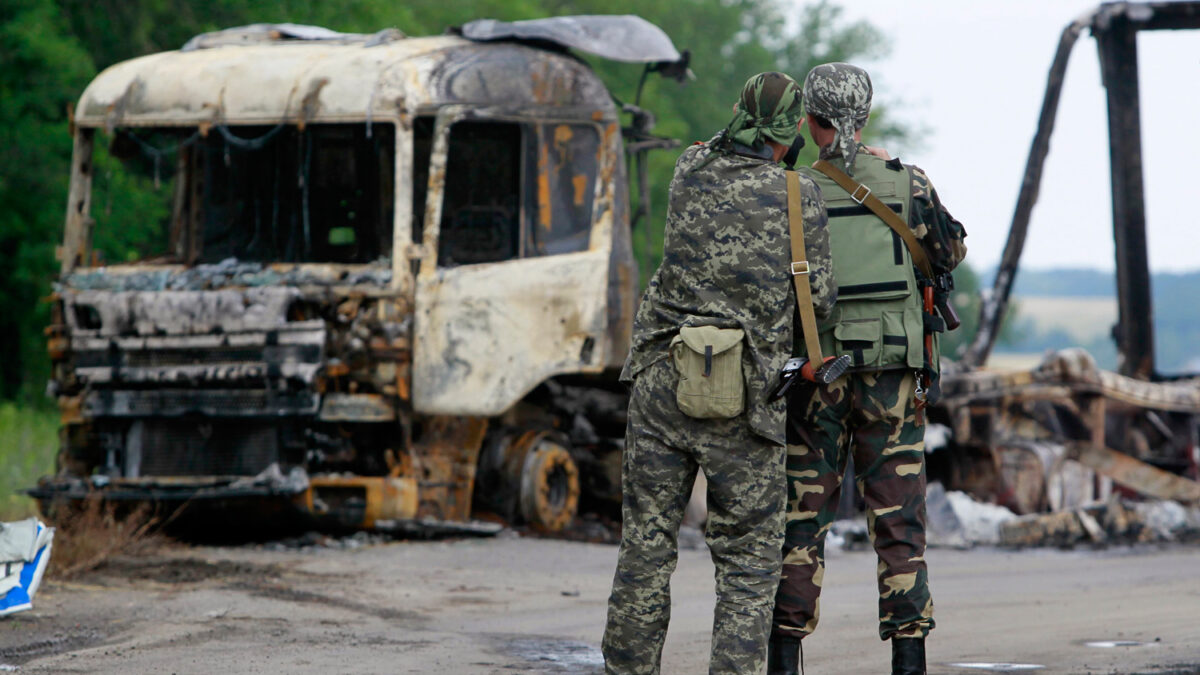 Poroshenko anuncia que se va a rodear Slaviansk para «liquidar a los milicianos»