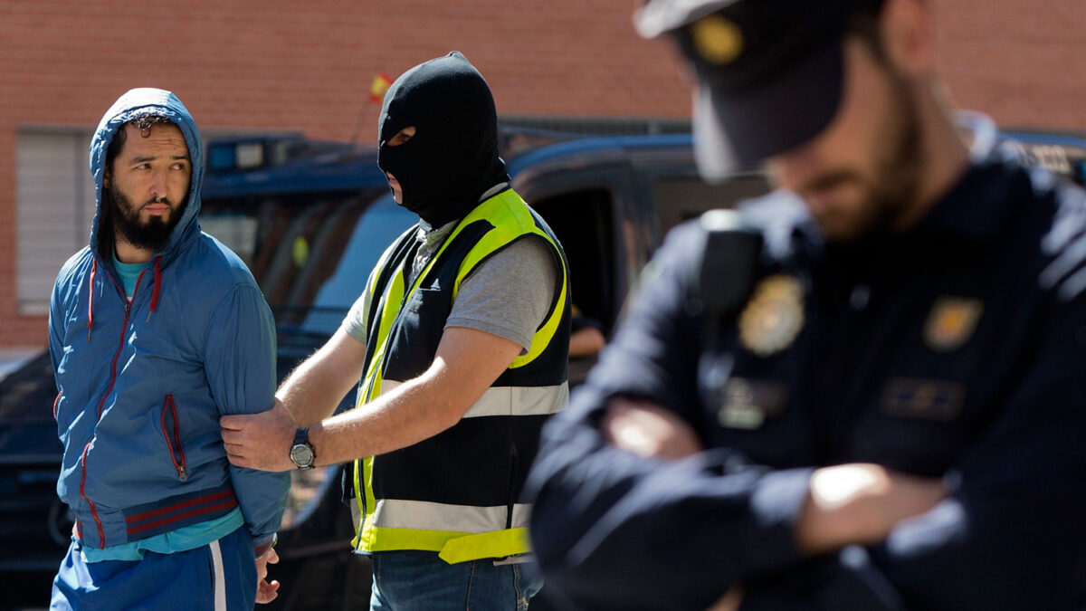 La Policía desarticula en Madrid una supuesta organización de reclutamiento de yihadistas