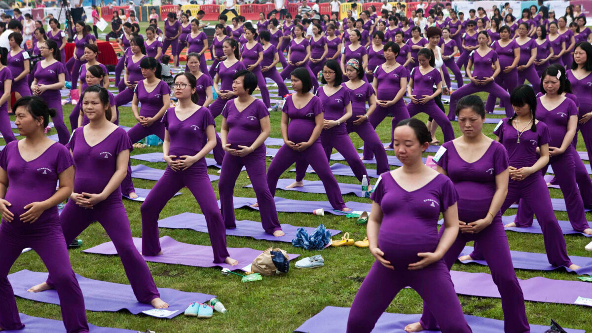 Récord Guinness a la clase de yoga prenatal más grande del mundo.