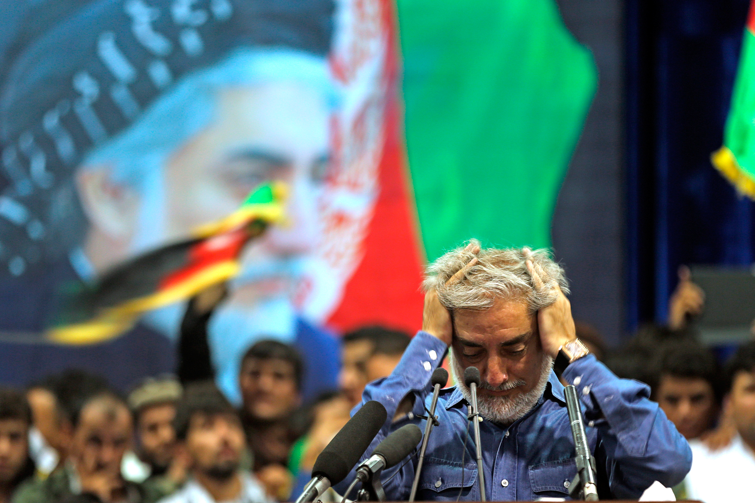 Abdullah desafía primeros resultados presidenciales