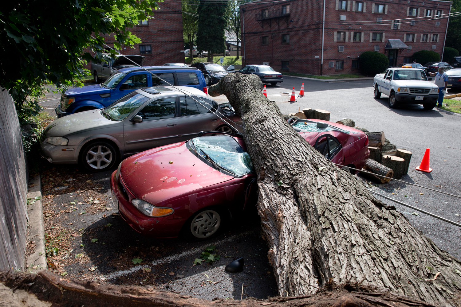 Cerca de 228.000 hogares y negocios sin electricidad por las fuertes tormentas en Filadelfia