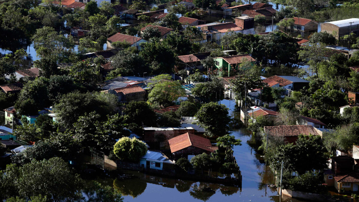 Más de 360.000 evacuados por inundaciones en Paraguay, Brasil y Argentina