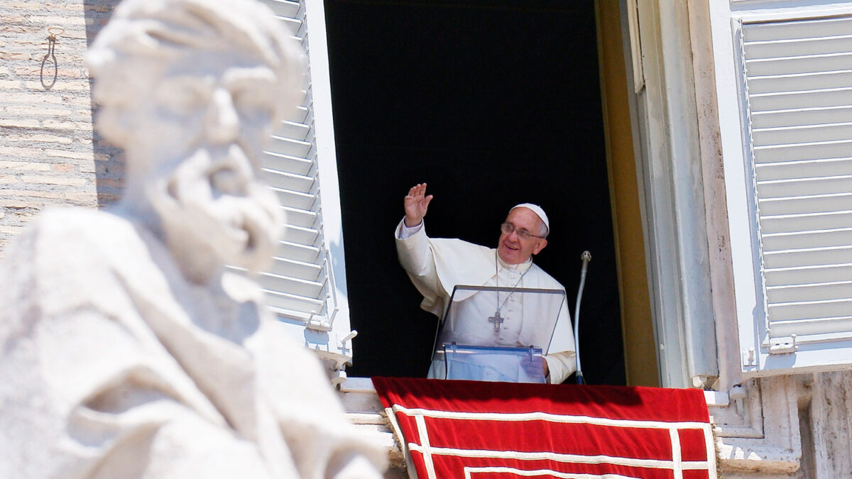 El Papa pide perdón por la «omisión» de la Iglesia en los abusos sexuales