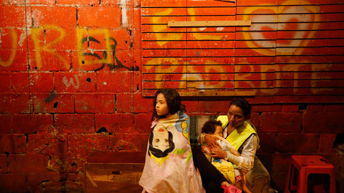 Venezulea desaloja la Torre de David, la favela vertical más grande del mundo